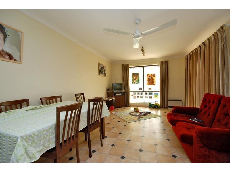 10 Napoleon Way, Craigie WA 6025