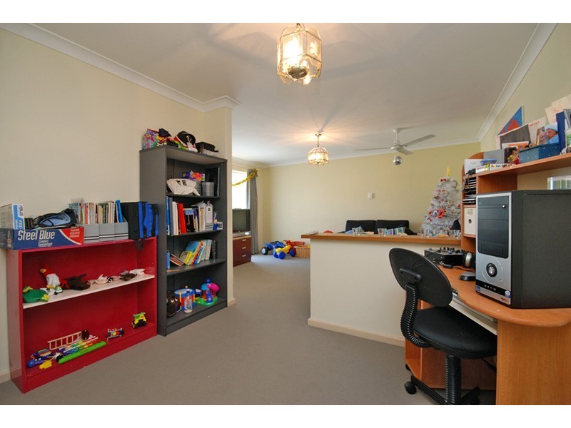 10 Napoleon Way, Craigie WA 6025