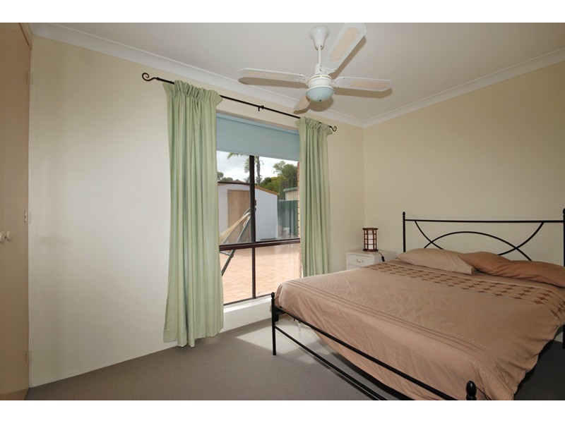 10 Napoleon Way, Craigie WA 6025