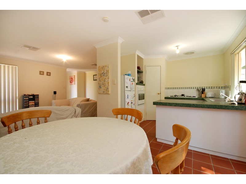 261B Huntriss Road, Doubleview WA 6018