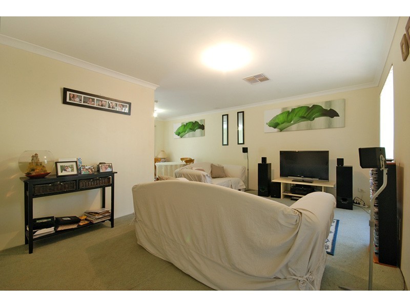 261B Huntriss Road, Doubleview WA 6018