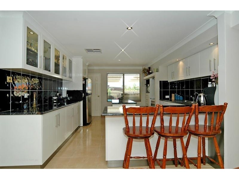 12 Delta Court, Ocean Reef WA 6027