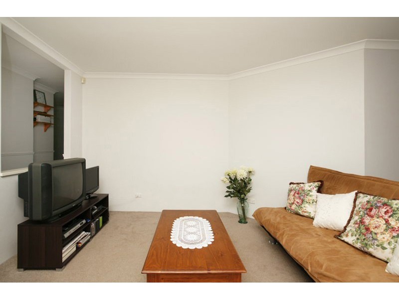 66 Stonehaven Parade, Kinross WA 6028