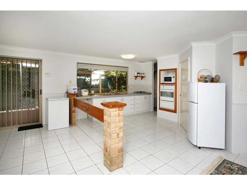 66 Stonehaven Parade, Kinross WA 6028