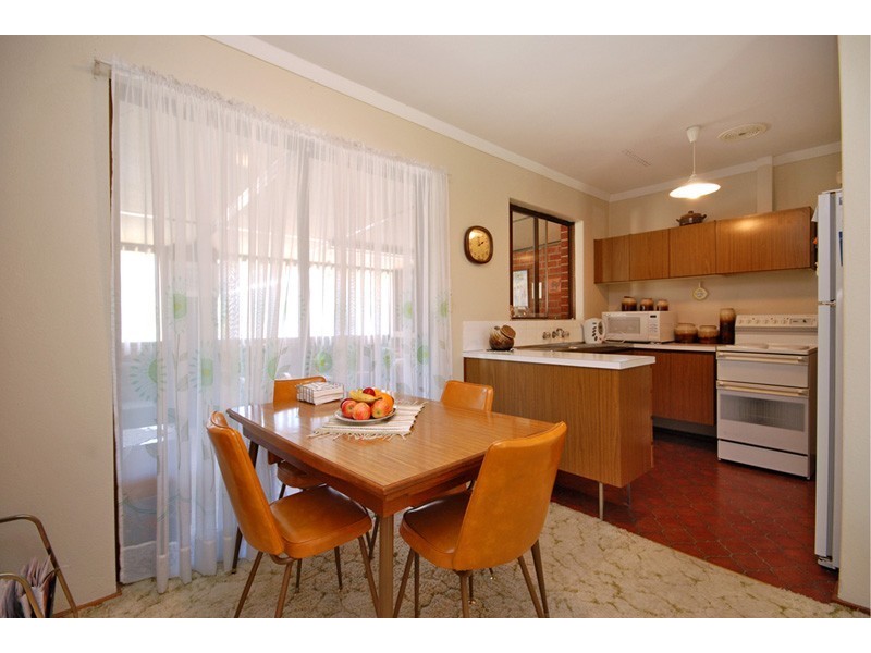 39 Macedon Place, Craigie WA 6025