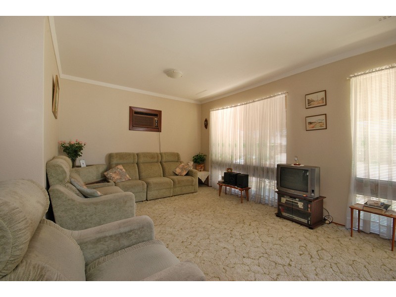 39 Macedon Place, Craigie WA 6025