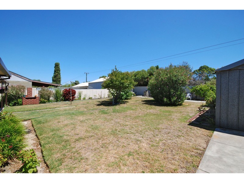 39 Macedon Place, Craigie WA 6025