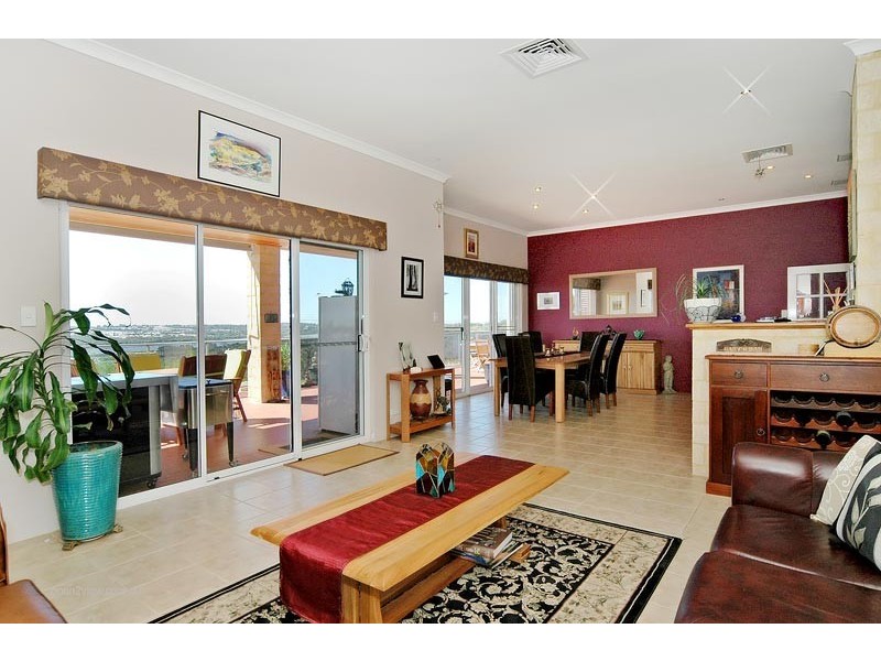 21 Sebago Court, Joondalup WA 6027