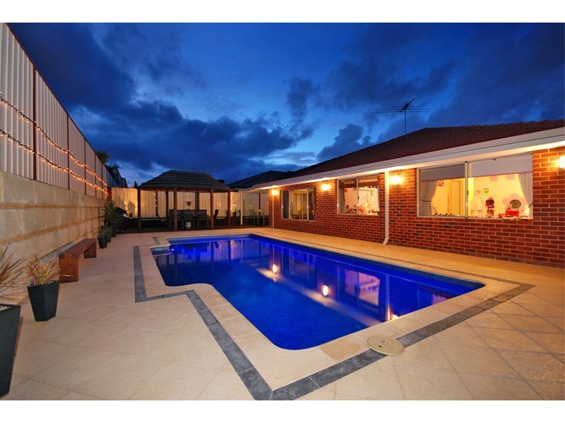 1 Miramare Boulevard, Currambine WA 6028