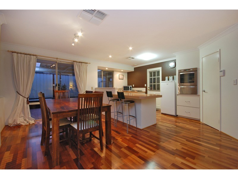 1 Miramare Boulevard, Currambine WA 6028