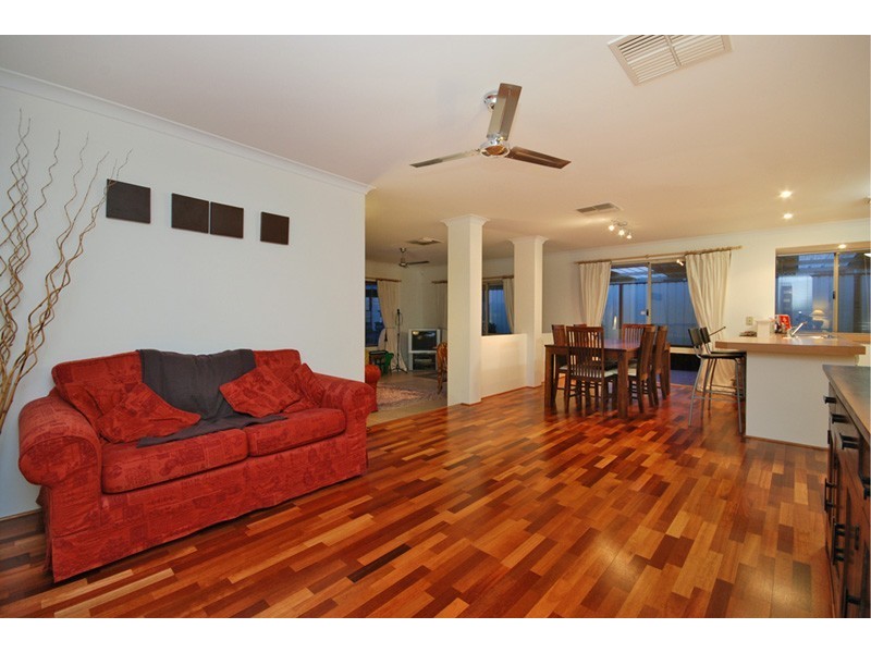 1 Miramare Boulevard, Currambine WA 6028