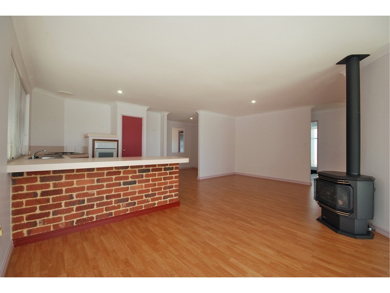 26 Bergalia Mews, Currambine WA 6028