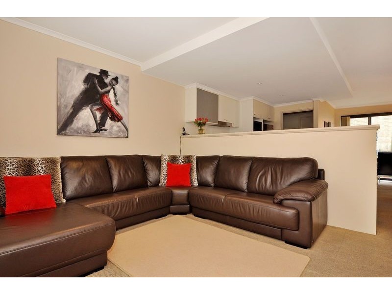 27/21 Bryanston Pass, Madeley WA 6065