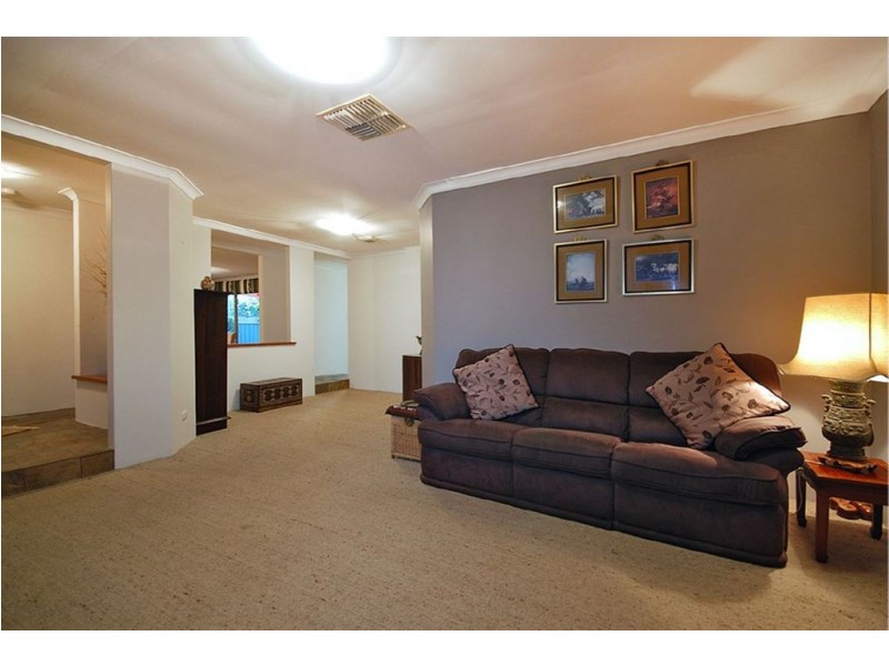 1 Narran Close, Edgewater WA 6027