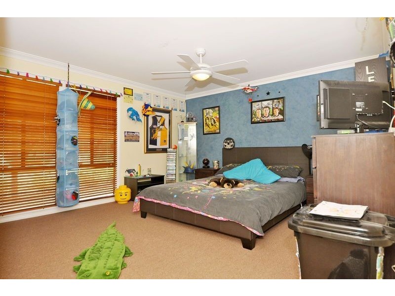 167 Casuarina Way, Wanneroo WA 6065