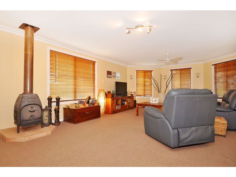 167 Casuarina Way, Wanneroo WA 6065