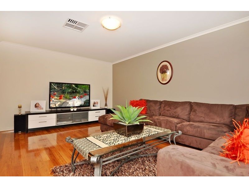 25 Russell Road, Madeley WA 6065