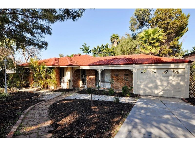 3 Treetop Avenue, Edgewater WA 6027