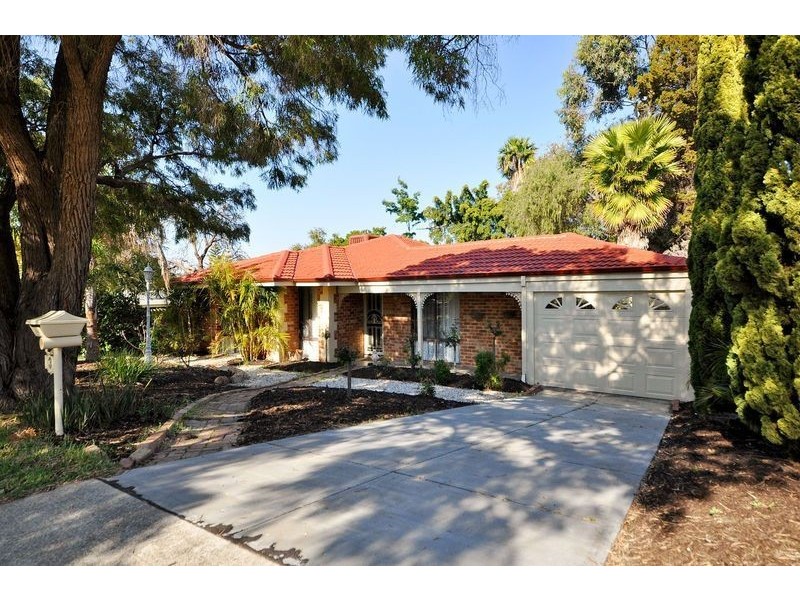 3 Treetop Avenue, Edgewater WA 6027