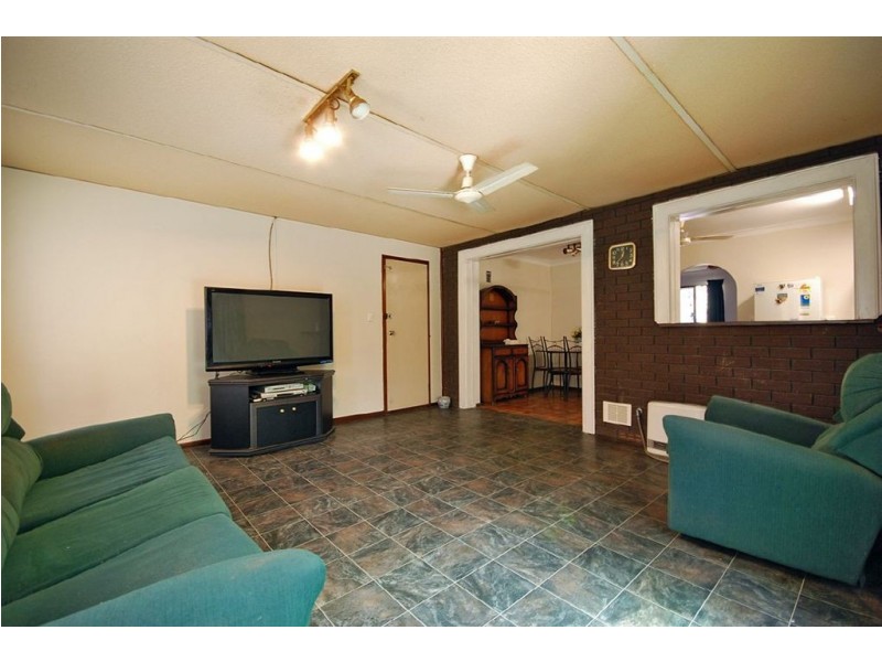 15 Siren Road, Heathridge WA 6027