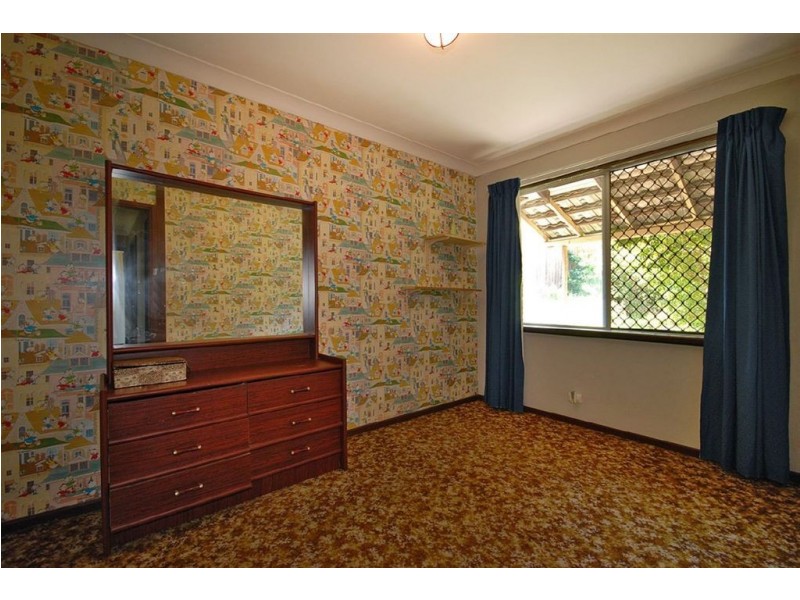 15 Siren Road, Heathridge WA 6027