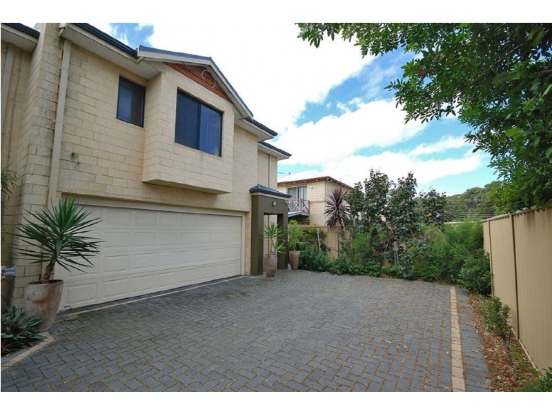 10D Pollard Street, Glendalough WA 6016