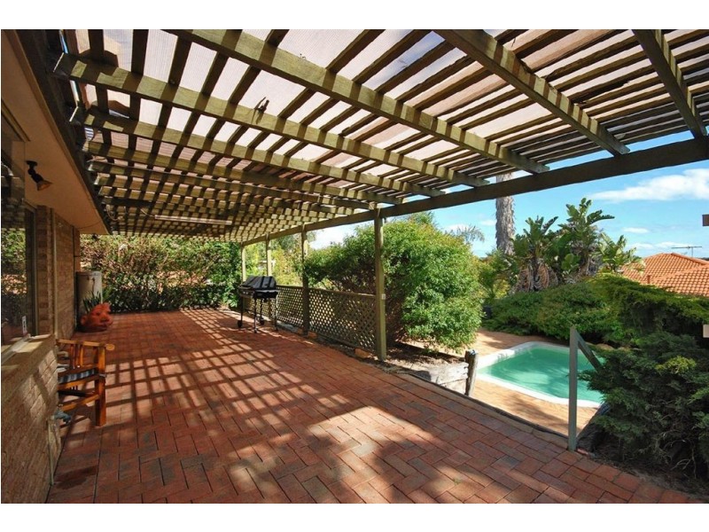 10 Opal Drive, Edgewater WA 6027