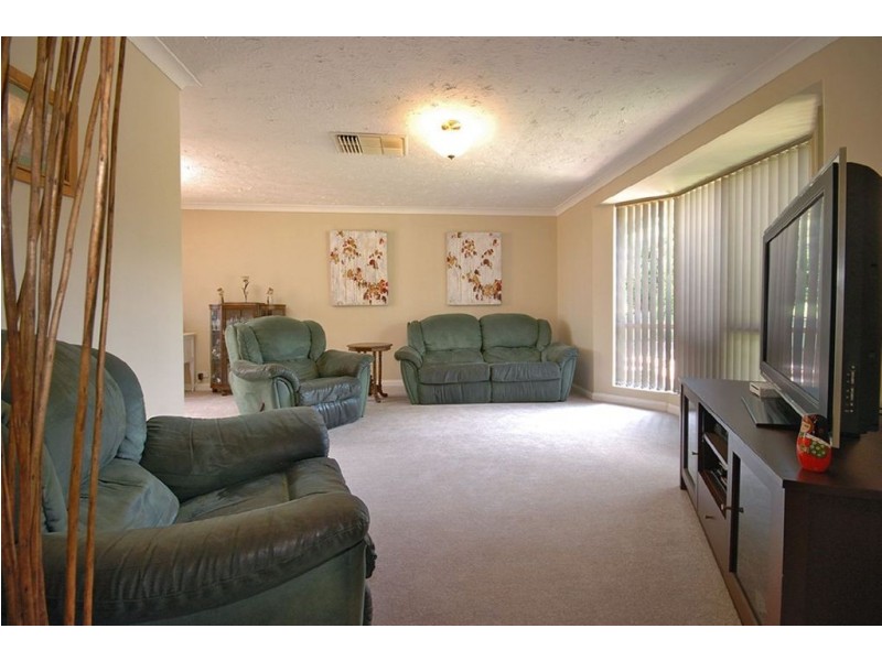 10 Opal Drive, Edgewater WA 6027