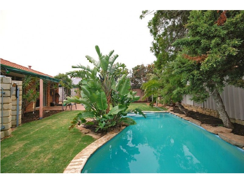 2 Blythe Lane, Currambine WA 6028