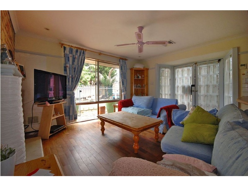 2 Blythe Lane, Currambine WA 6028