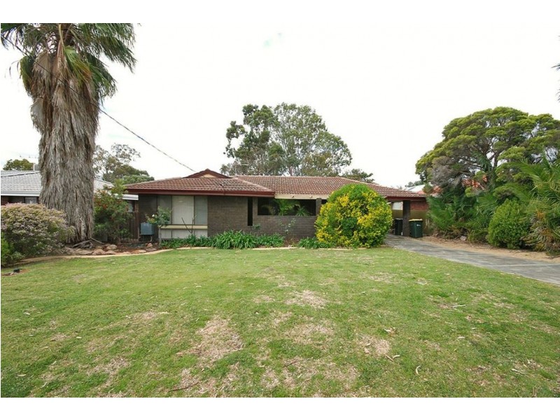 11 Allinga Crescent, Craigie WA 6025