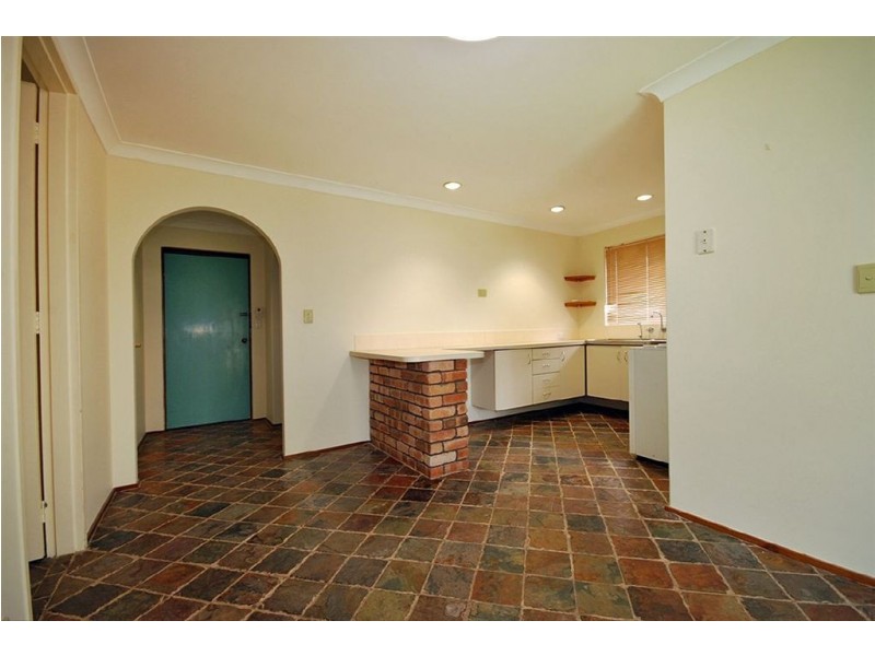 11 Allinga Crescent, Craigie WA 6025