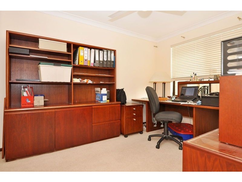 12 Holbrook Gardens, Carine WA 6020