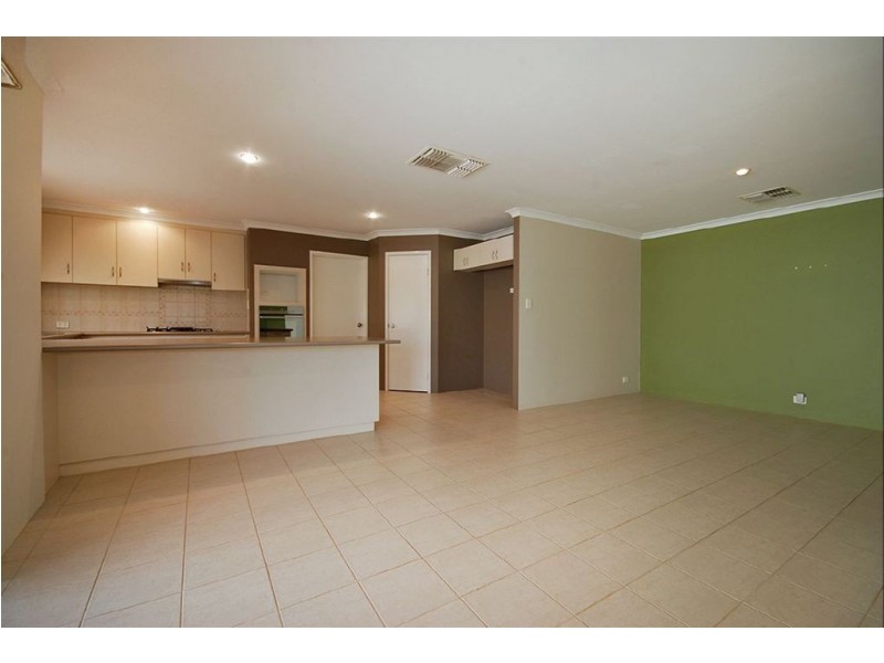 32 Marriot Turn, Currambine WA 6028