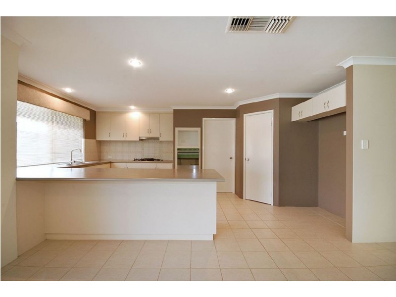 32 Marriot Turn, Currambine WA 6028