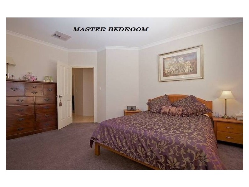 5 Ashbrook Avenue, Pearsall WA 6065