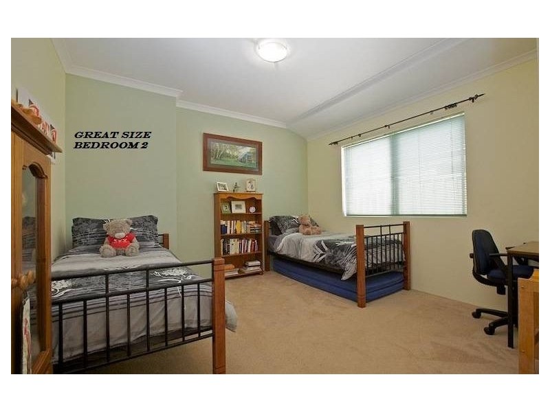 5 Ashbrook Avenue, Pearsall WA 6065