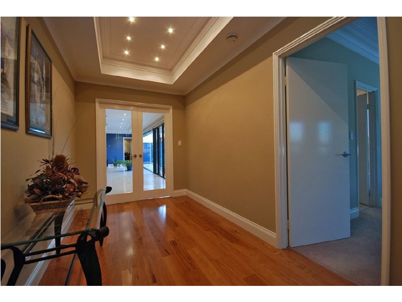 17 Naismith Road, Tapping WA 6065