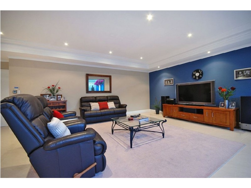 17 Naismith Road, Tapping WA 6065