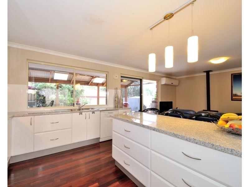 125 Roxburgh Circle, Kinross WA 6028