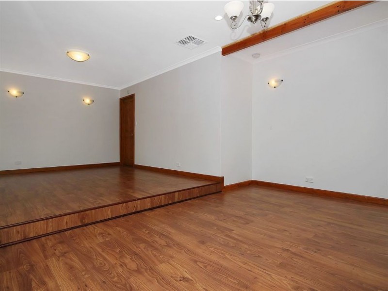 44 Walding Road, Carabooda WA 6033