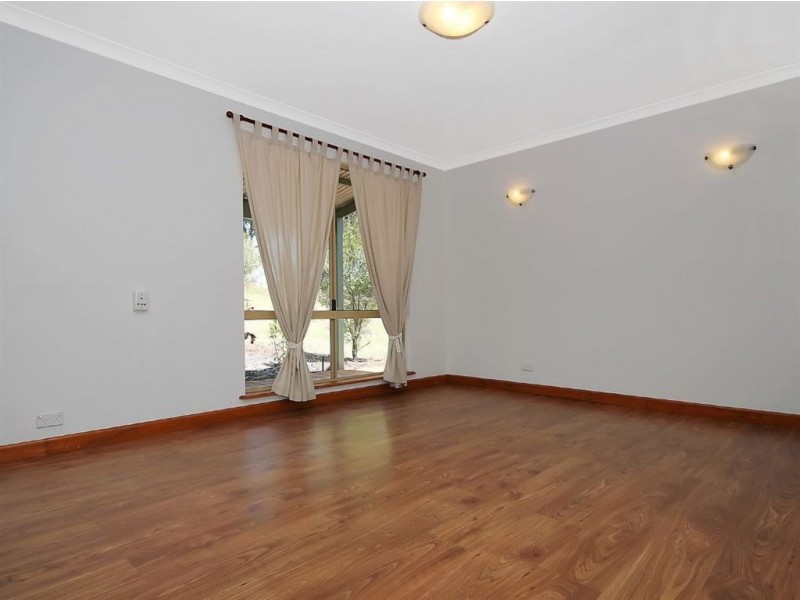 44 Walding Road, Carabooda WA 6033