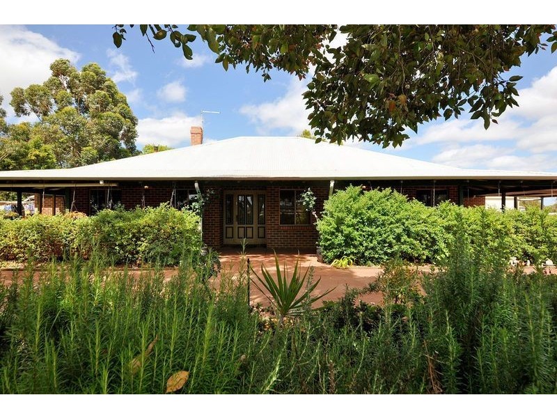 184 Hawkins Road, Jandabup WA 6065