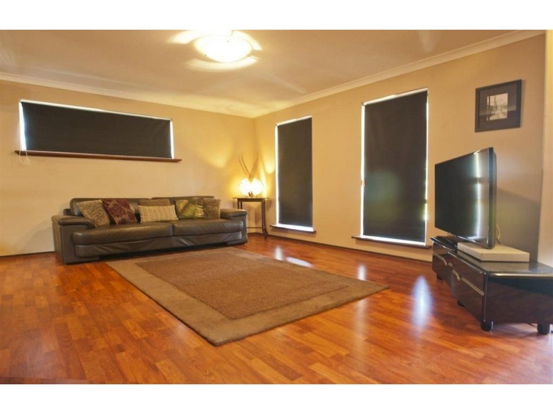 12 Flotilla Drive, Heathridge WA 6027