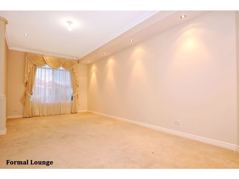 4 Linnett Brace, Darch WA 6065