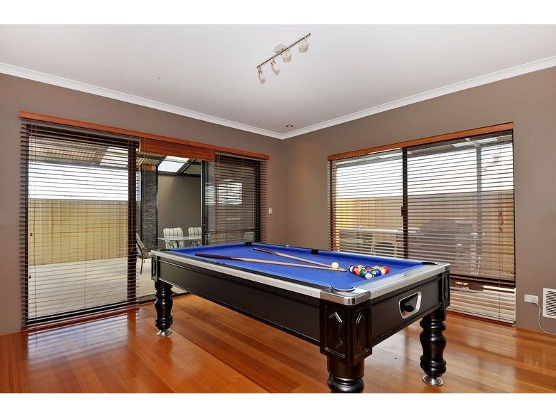 17 Geneva Heights, Hocking WA 6065