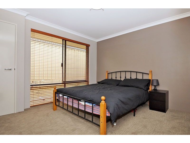 17 Geneva Heights, Hocking WA 6065