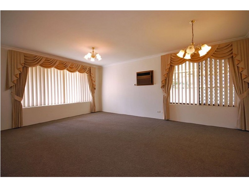 14 Westwind Place, Currambine WA 6028