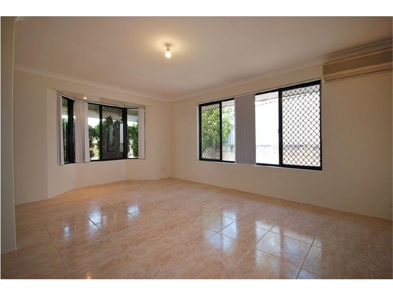 14 Westwind Place, Currambine WA 6028