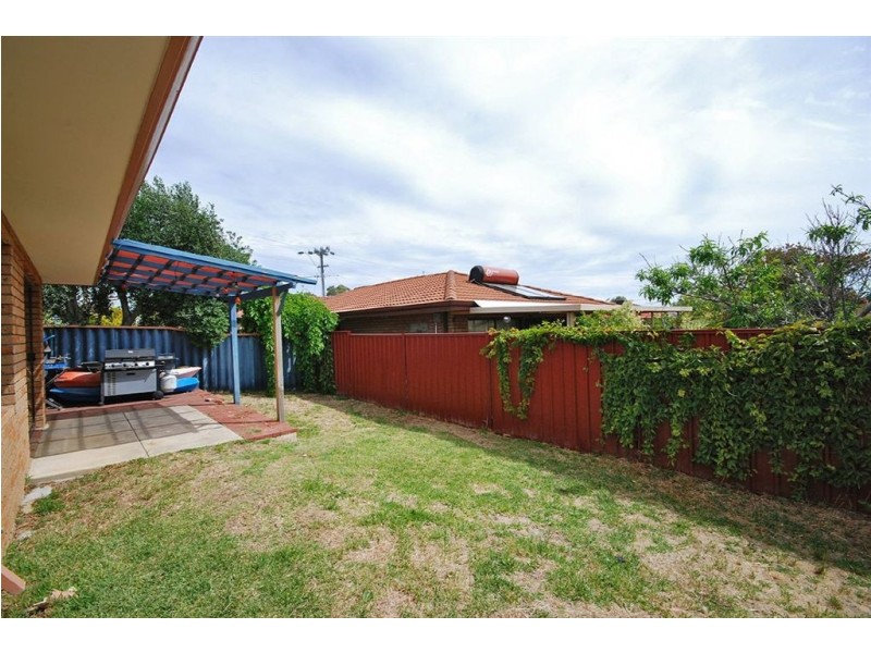 144 Dampier Avenue, Mullaloo WA 6027